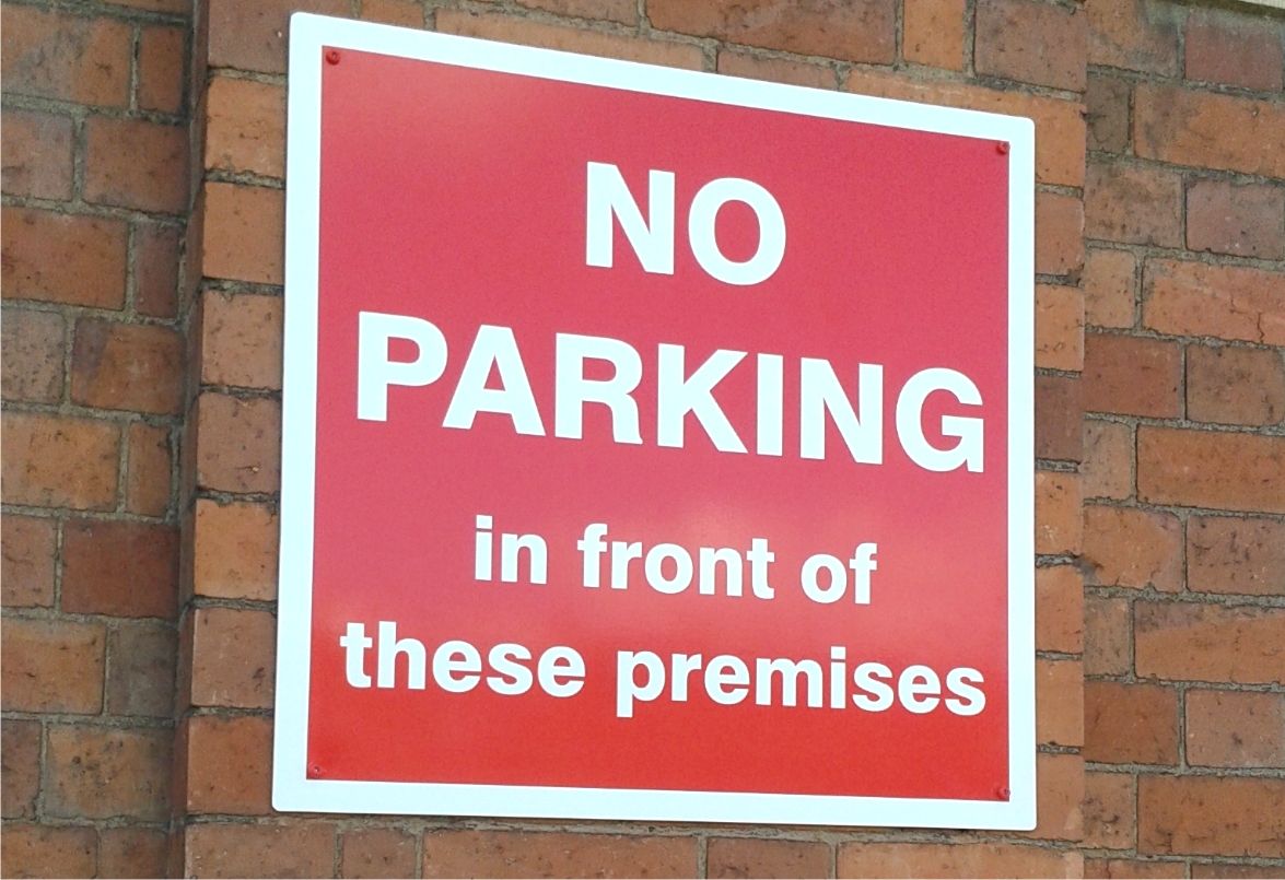 DiLite No Parking sign wall mounted